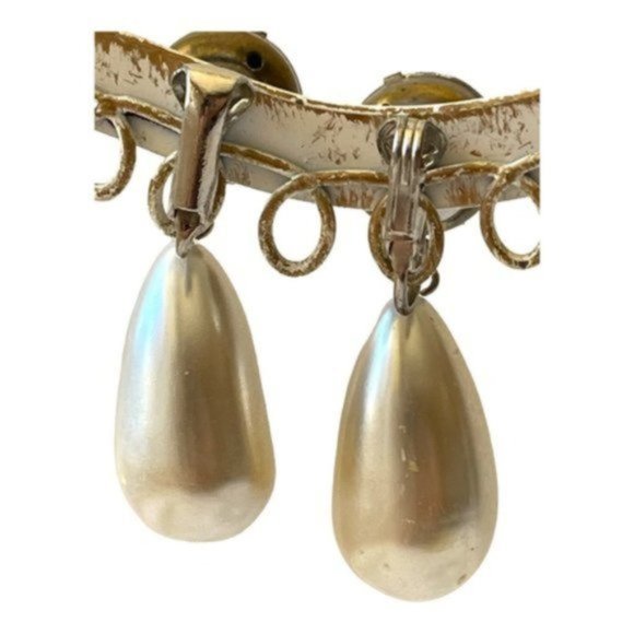 Teardrop Faux Pearl w/ Rhinestone Clip-on Dangle Earrings Vintage - Picture 2 of 5